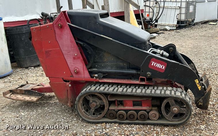 image for item EK3273 2015 Toro TX525 compact utility loader