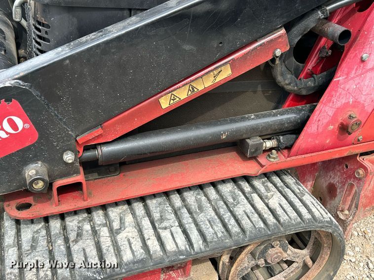 image for item EK3273 2015 Toro TX525 compact utility loader
