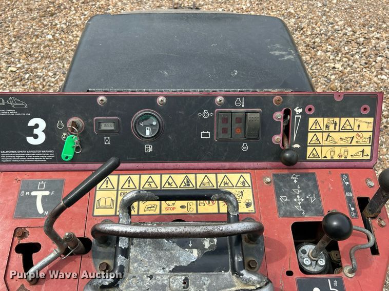 image for item EK3273 2015 Toro TX525 compact utility loader