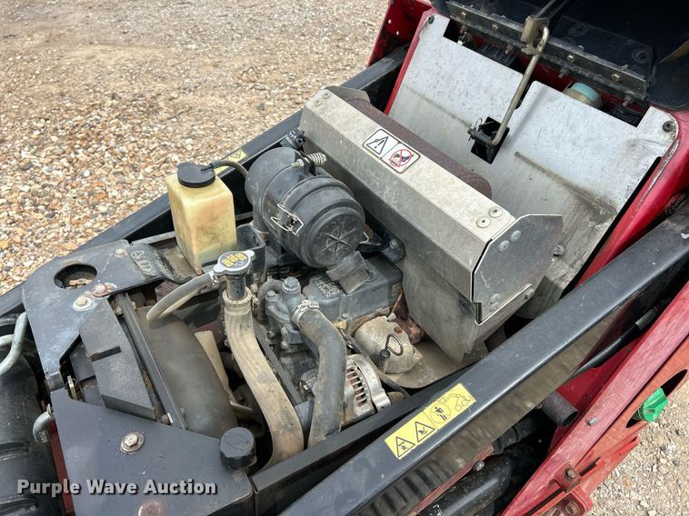 image for item EK3273 2015 Toro TX525 compact utility loader