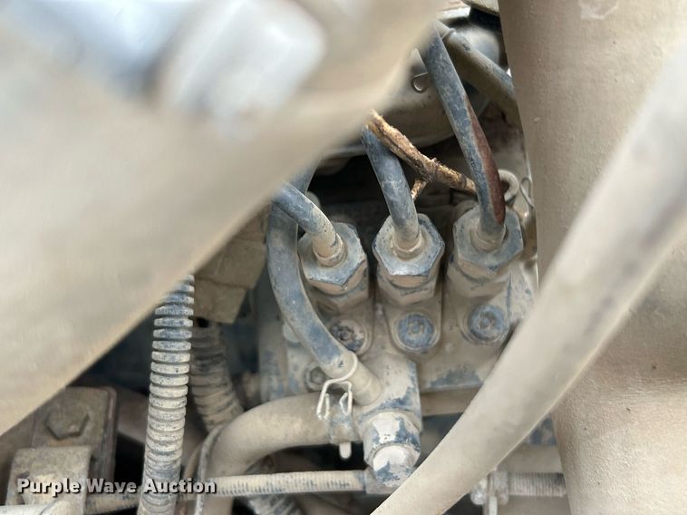 image for item EK3273 2015 Toro TX525 compact utility loader