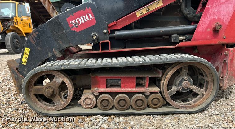 image for item EK3273 2015 Toro TX525 compact utility loader