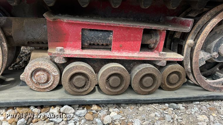 image for item EK3273 2015 Toro TX525 compact utility loader