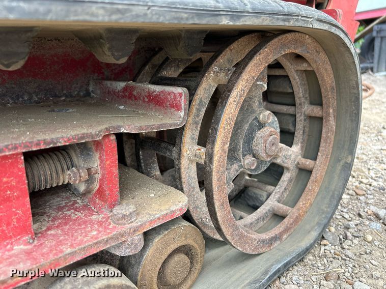 image for item EK3273 2015 Toro TX525 compact utility loader