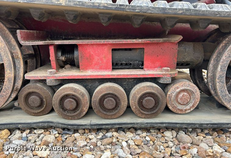 image for item EK3273 2015 Toro TX525 compact utility loader