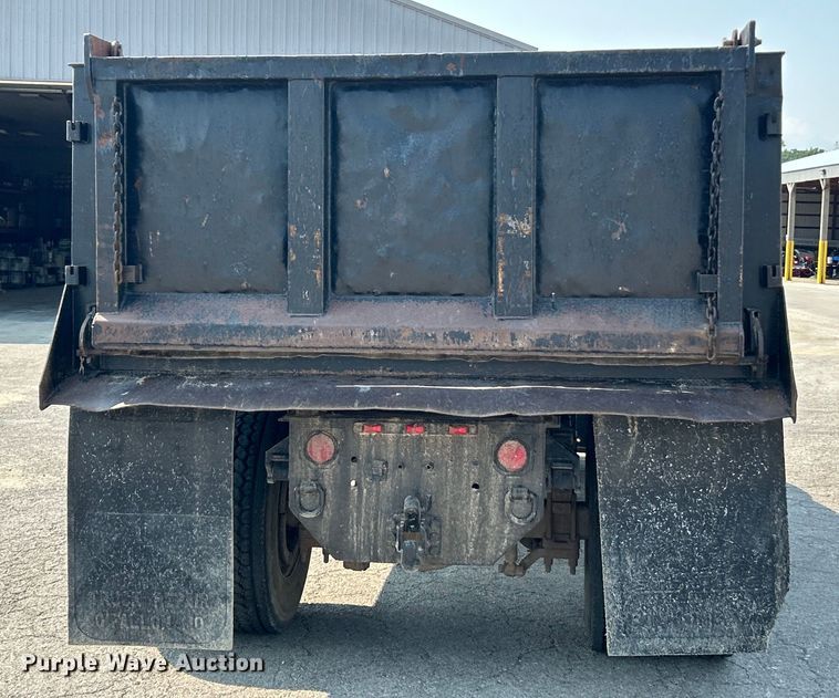 image for item EK4988 2000 Ford F750 Super Duty XL dump truck