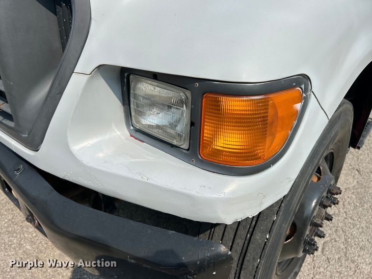 image for item EK4988 2000 Ford F750 Super Duty XL dump truck