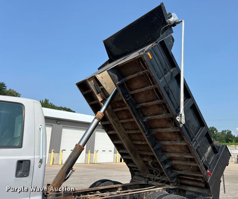 image for item EK4988 2000 Ford F750 Super Duty XL dump truck