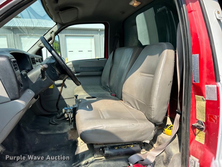 image for item EK4988 2000 Ford F750 Super Duty XL dump truck