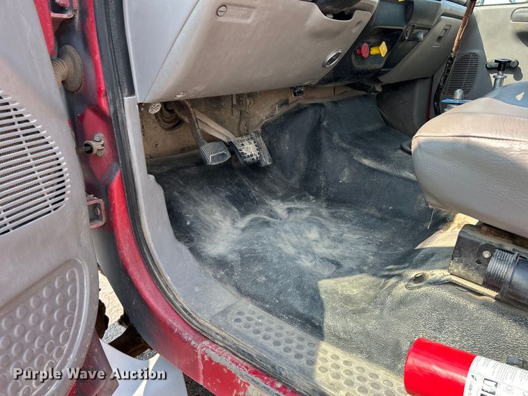 image for item EK4988 2000 Ford F750 Super Duty XL dump truck