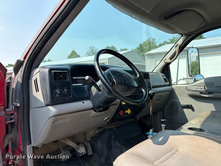 image for item EK4988 2000 Ford F750 Super Duty XL dump truck