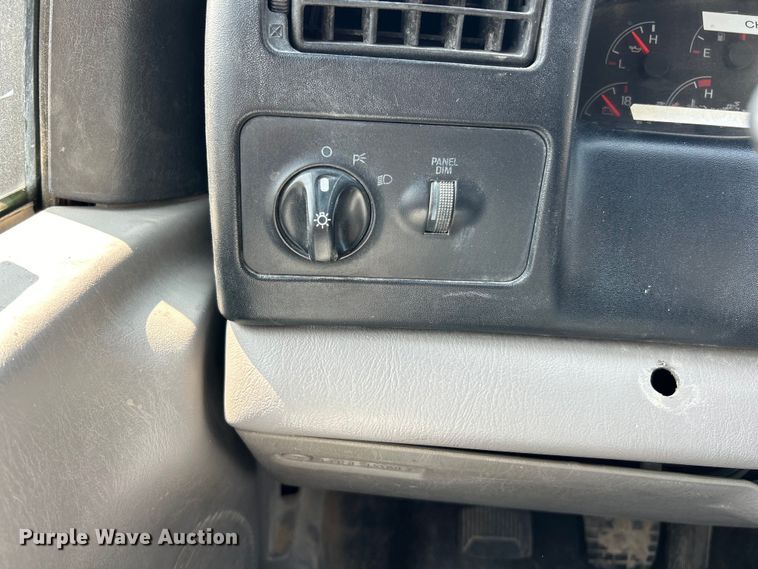 image for item EK4988 2000 Ford F750 Super Duty XL dump truck