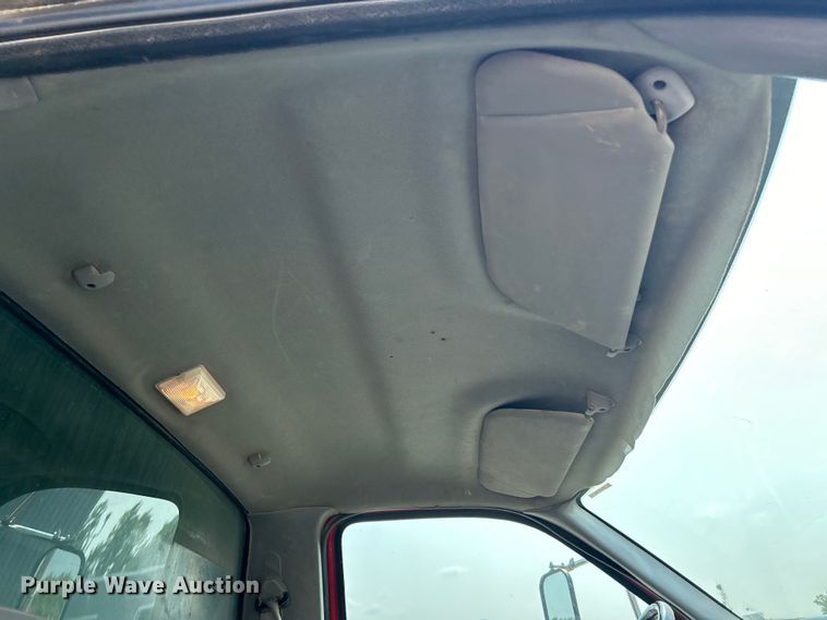 image for item EK4988 2000 Ford F750 Super Duty XL dump truck