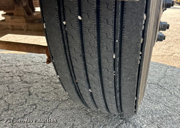 image for item EK4988 2000 Ford F750 Super Duty XL dump truck