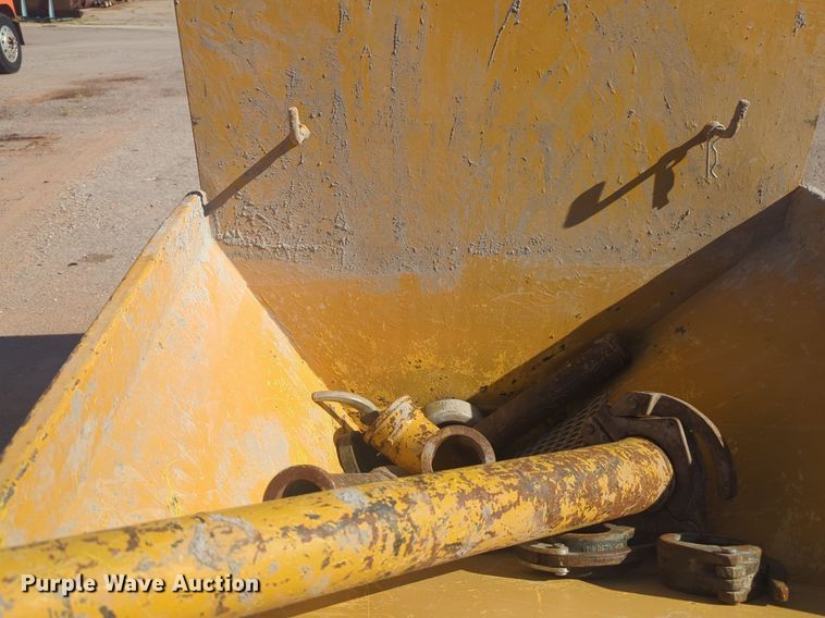 image for item EQ2025 Mayco C-30HDNI concrete pump