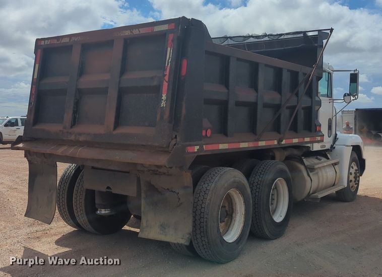 image for item EQ2034 2003 Freightliner  FLD dump truck