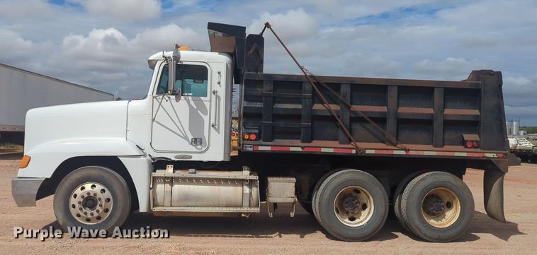 image for item EQ2034 2003 Freightliner  FLD dump truck