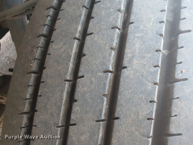 image for item EQ2034 2003 Freightliner  FLD dump truck