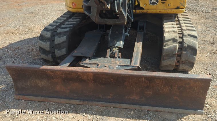 image for item EQ2049 2018 John Deere 60G mini excavator