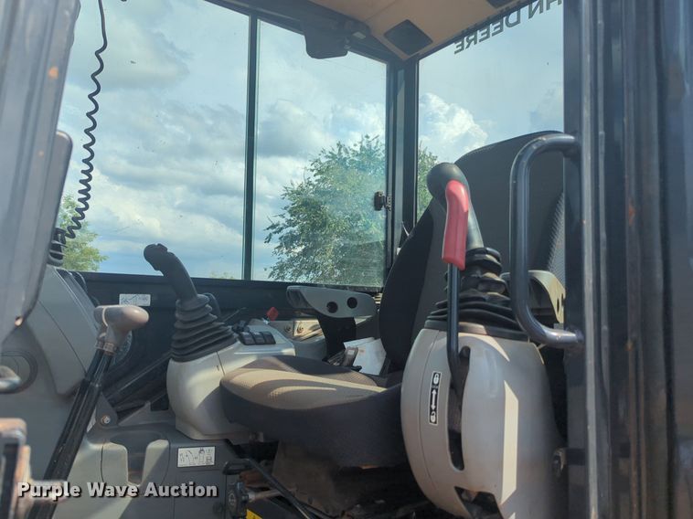 image for item EQ2049 2018 John Deere 60G mini excavator