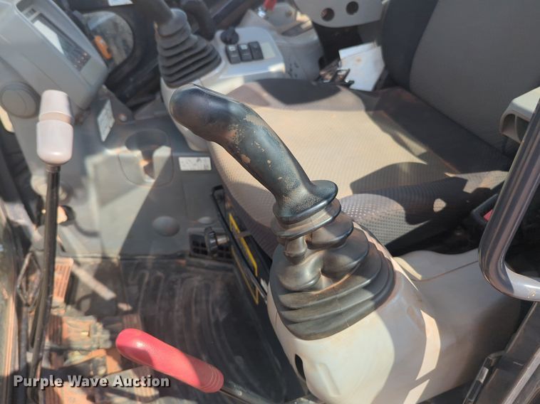 image for item EQ2049 2018 John Deere 60G mini excavator