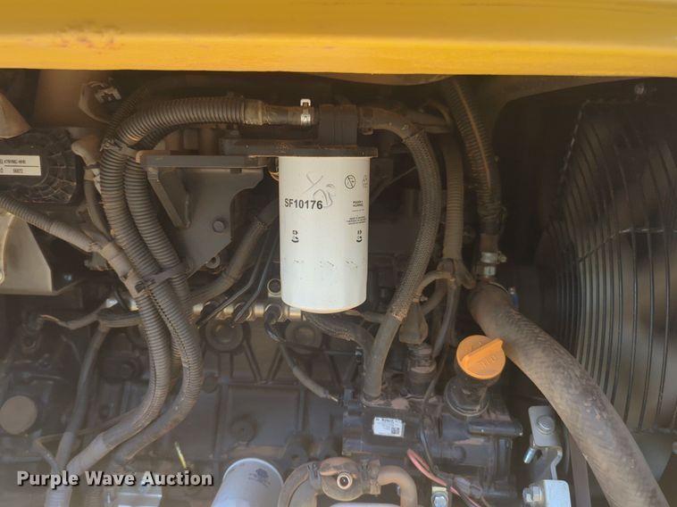 image for item EQ2049 2018 John Deere 60G mini excavator