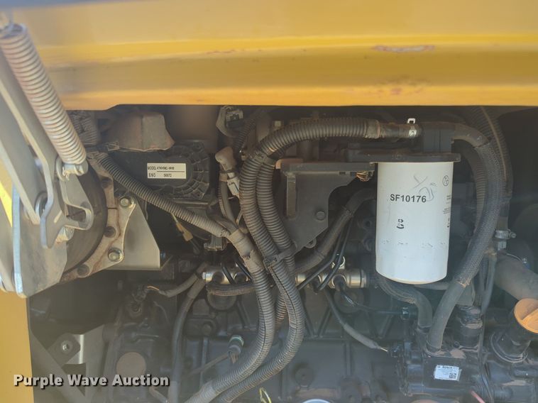 image for item EQ2049 2018 John Deere 60G mini excavator