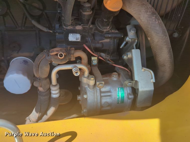 image for item EQ2049 2018 John Deere 60G mini excavator