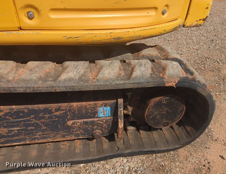 image for item EQ2049 2018 John Deere 60G mini excavator