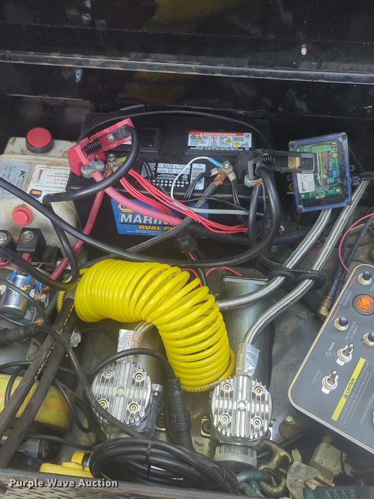 image for item EQ2051 2017 Maxey Maxxd utility trailer