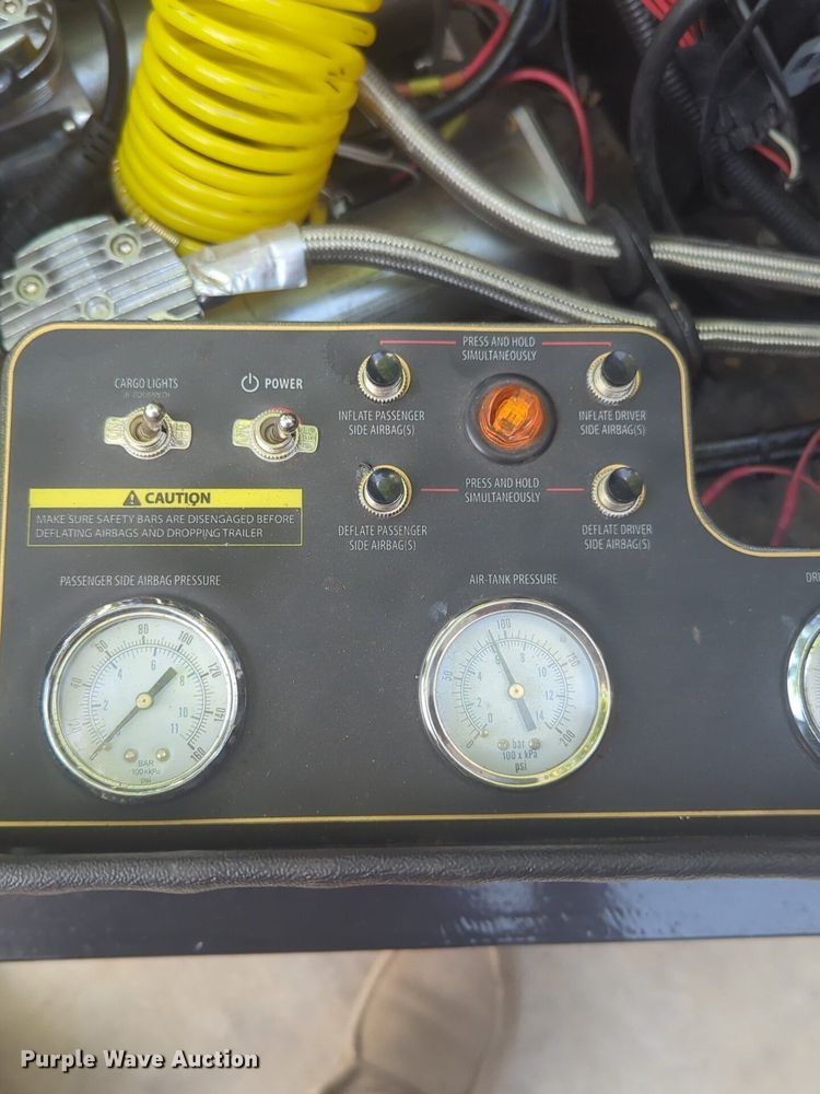 image for item EQ2051 2017 Maxey Maxxd utility trailer