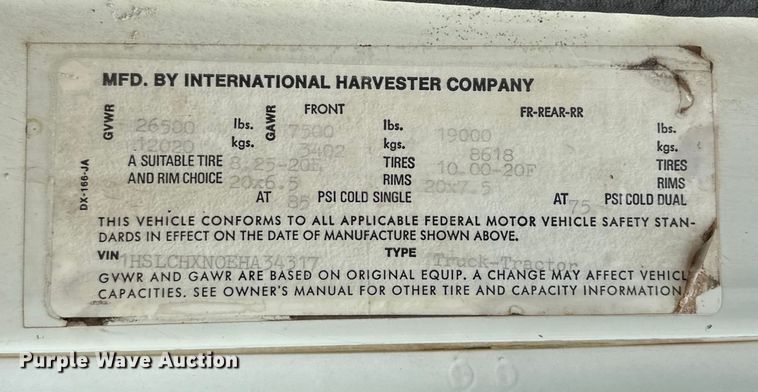 image for item EQ2057 1984 International  1754 flatbed truck