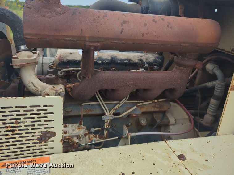 image for item EQ2059 Ingersoll Rand  SD40DF single drum vibratory roller