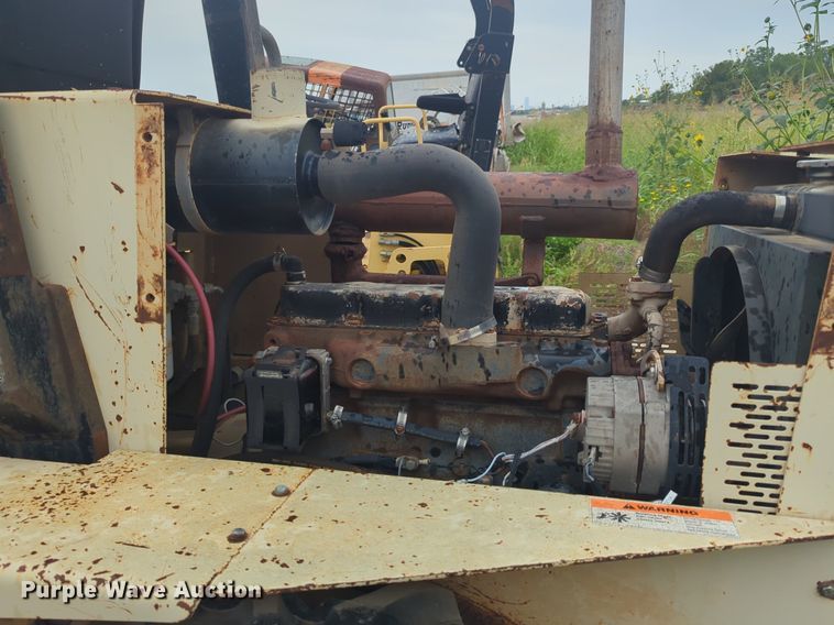 image for item EQ2059 Ingersoll Rand  SD40DF single drum vibratory roller