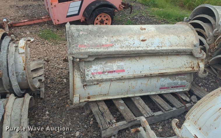 image for item EQ2060 Approximately 40 concrete chute extensions