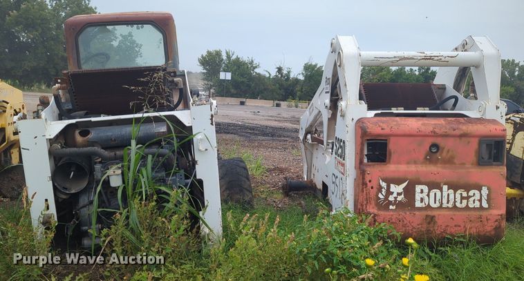 image for item EQ2061 (2) Bobcat S250 skid steer loaders