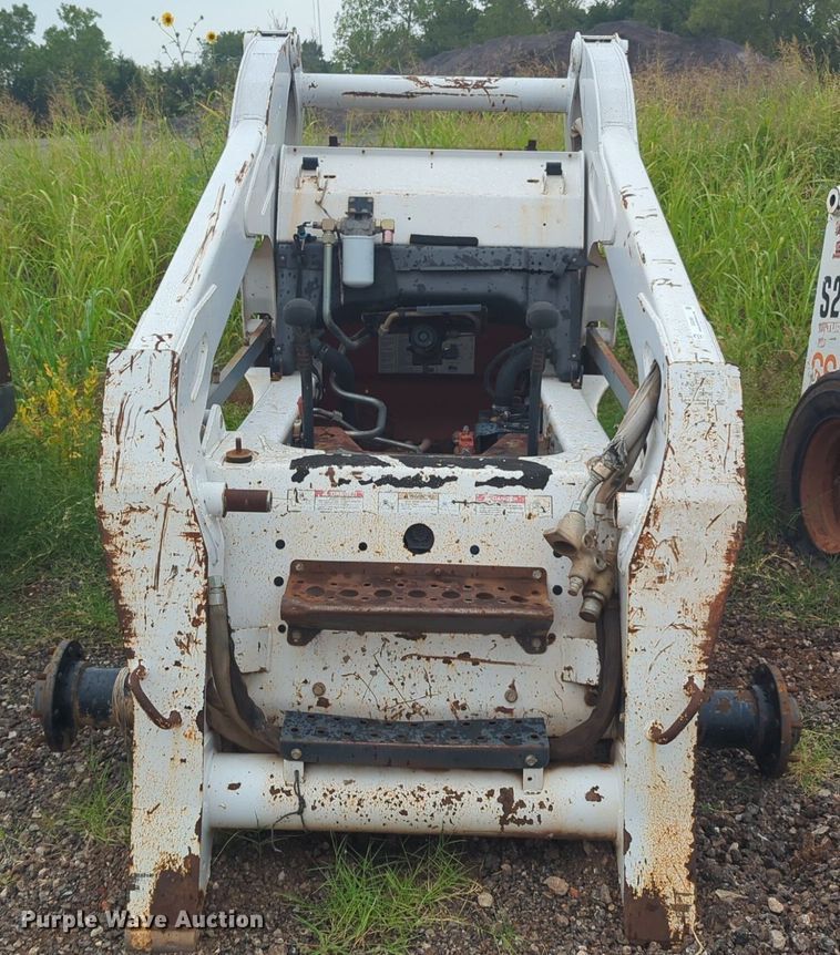 image for item EQ2061 (2) Bobcat S250 skid steer loaders