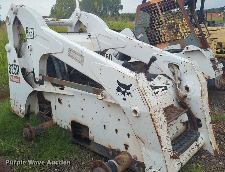 image for item EQ2061 (2) Bobcat S250 skid steer loaders