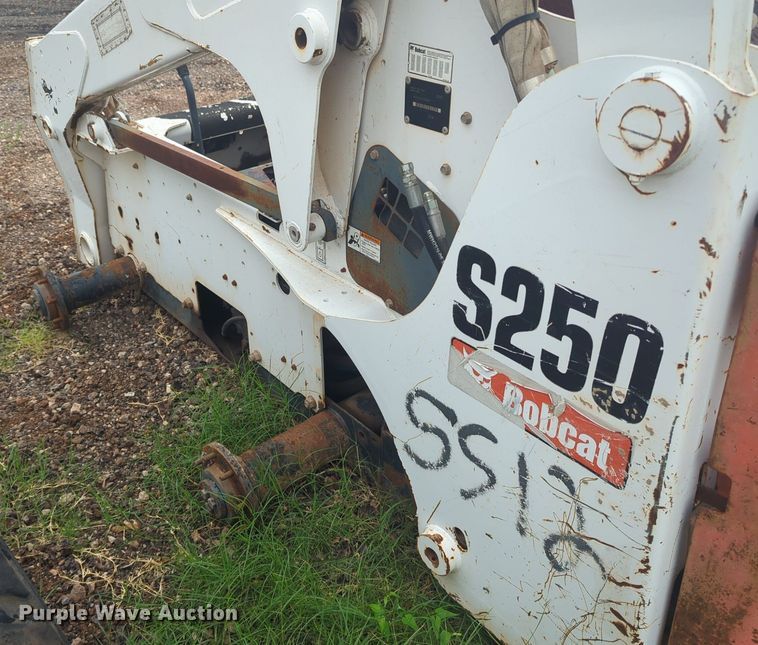 image for item EQ2061 (2) Bobcat S250 skid steer loaders