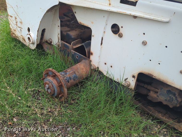 image for item EQ2061 (2) Bobcat S250 skid steer loaders