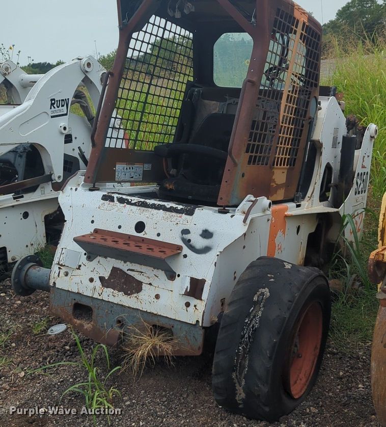 image for item EQ2061 (2) Bobcat S250 skid steer loaders