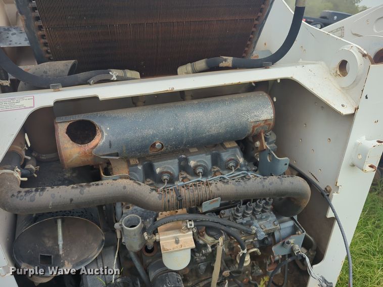 image for item EQ2061 (2) Bobcat S250 skid steer loaders