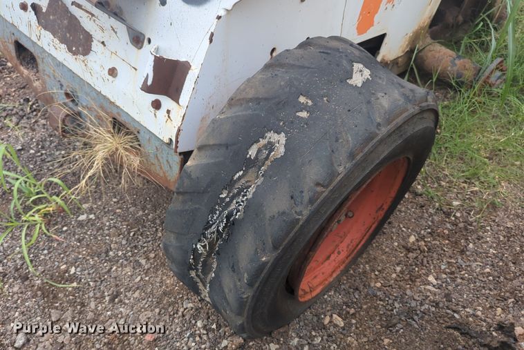 image for item EQ2061 (2) Bobcat S250 skid steer loaders