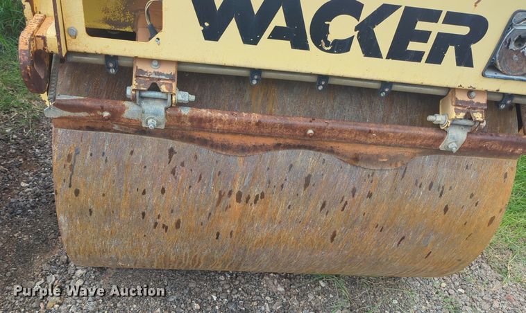 image for item EQ2067 2001 Wacker  RD25 double drum roller