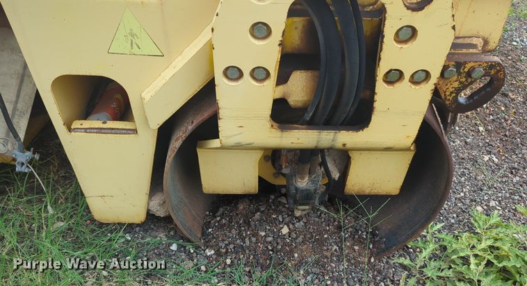image for item EQ2067 2001 Wacker  RD25 double drum roller