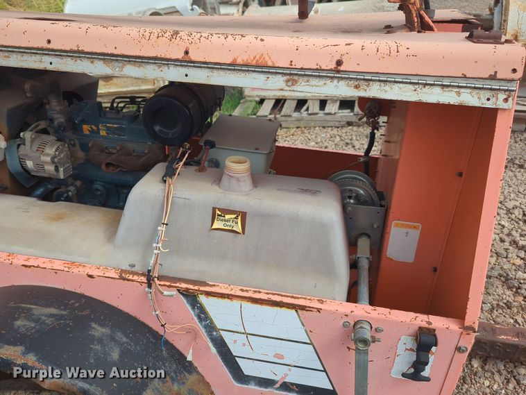 image for item EQ2069 Allmand Bros NLPKFMXZ light plant