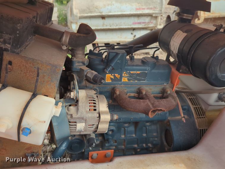 image for item EQ2069 Allmand Bros NLPKFMXZ light plant