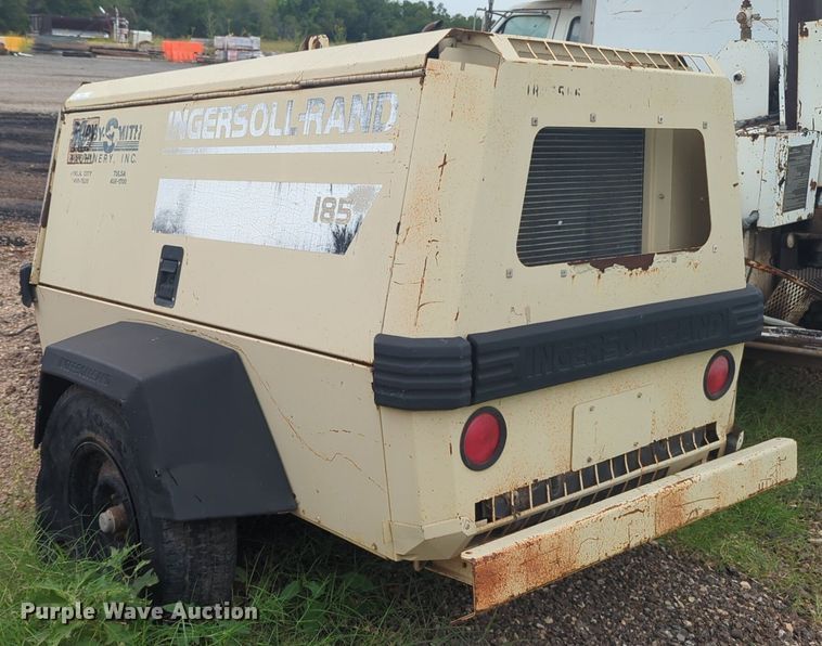 image for item EQ2070 1997 Ingersoll Rand  185 air compressor