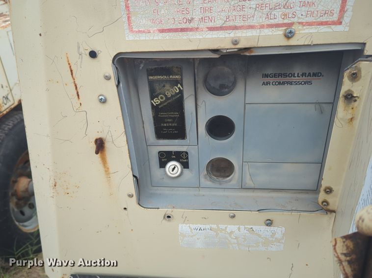 image for item EQ2070 1997 Ingersoll Rand  185 air compressor