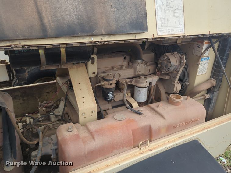 image for item EQ2070 1997 Ingersoll Rand  185 air compressor